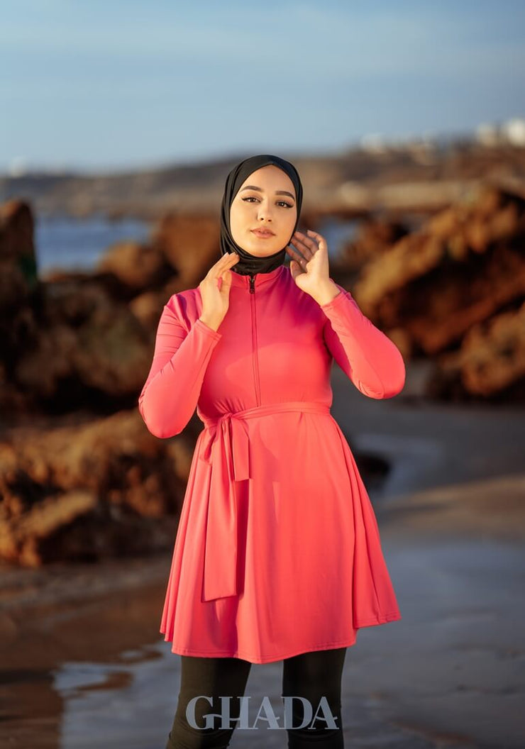 Burkini rose fuchsia en 5 pieces avec cache maillot rose GHADA