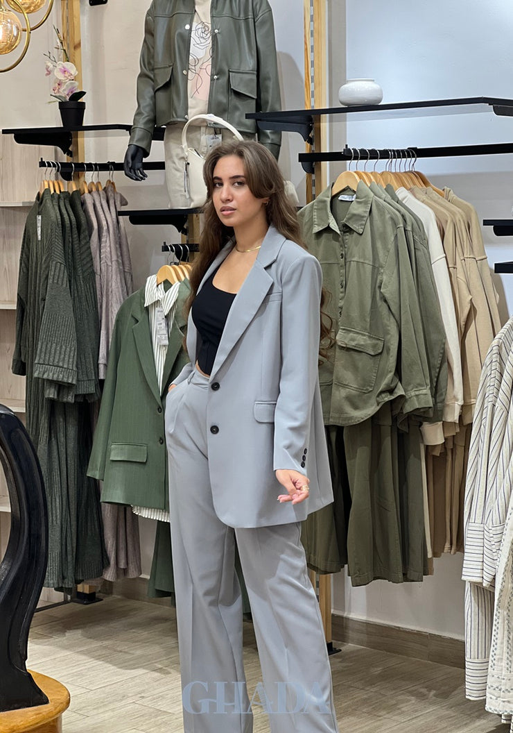 Ensemble blazer - pantalon en gris