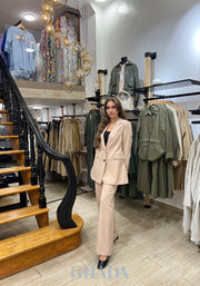 Ensemble blazer - pantalon en beige
