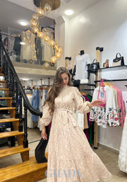 Robe brodé en beige