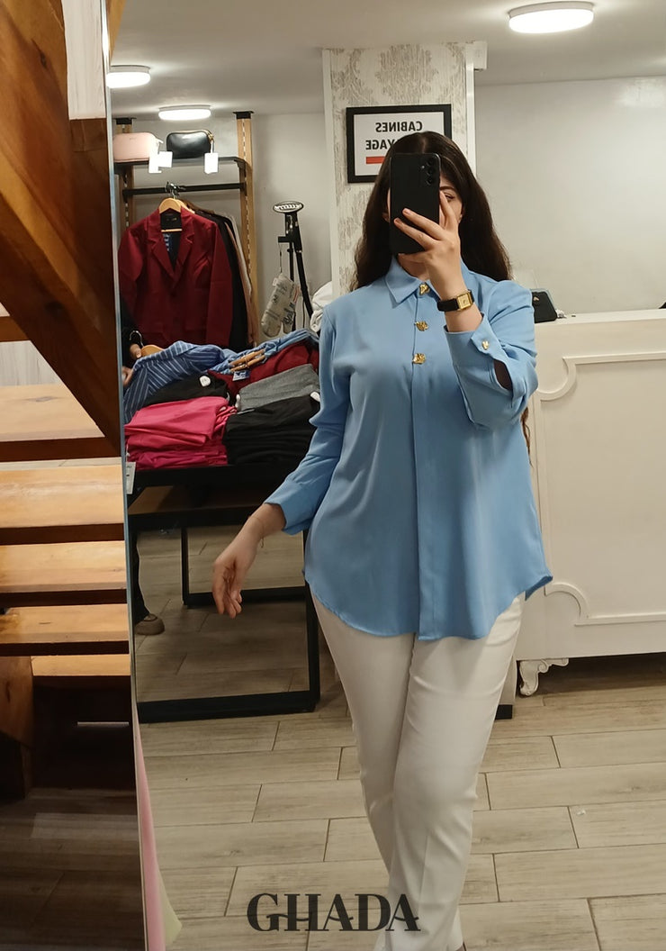Chemise en bleu ciel