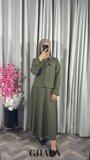Ensemble veste et jupe en vert kaki