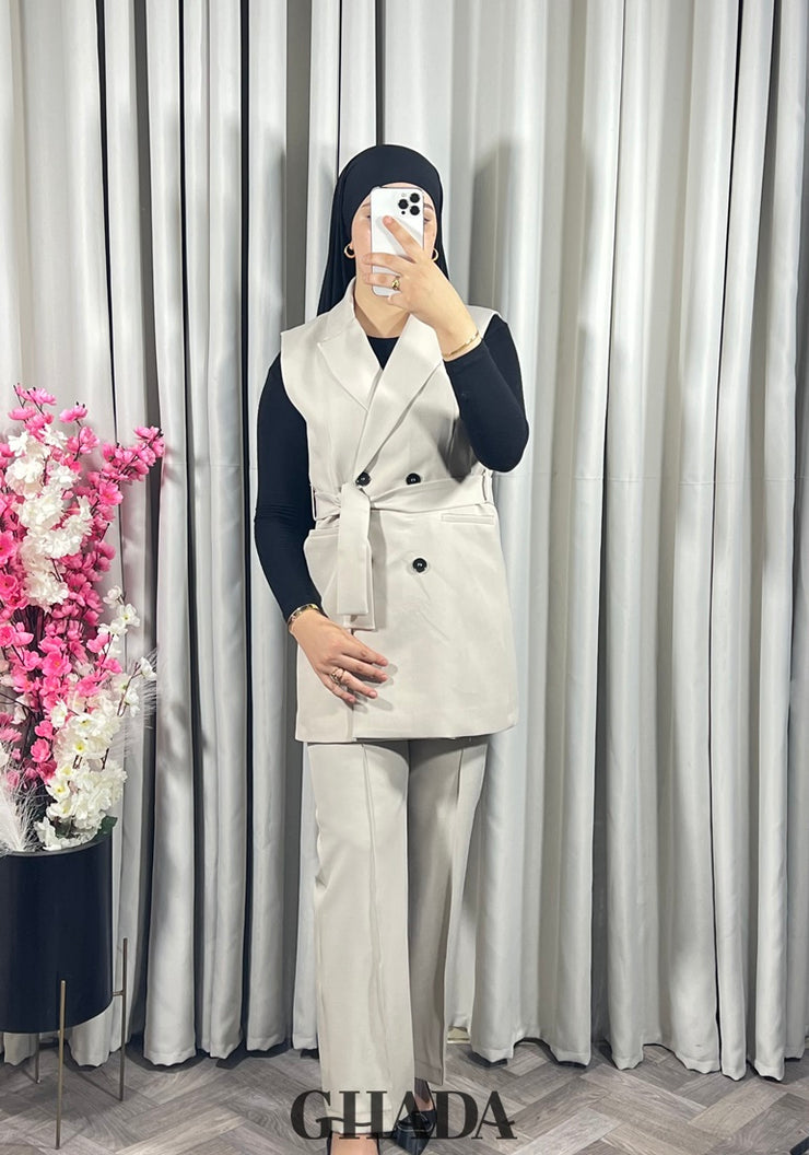 Ensemble gilet et pantalon en beige
