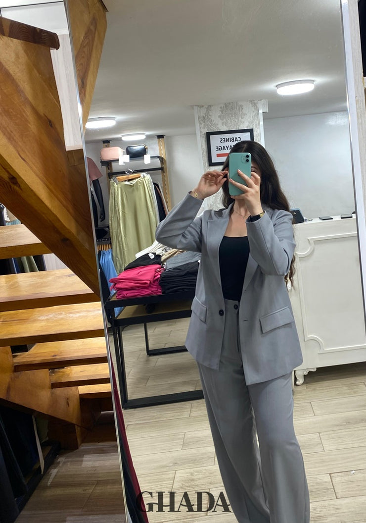 Ensemble tailleur en gris