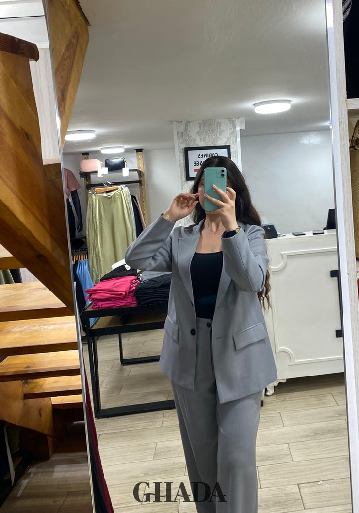 Ensemble tailleur en gris