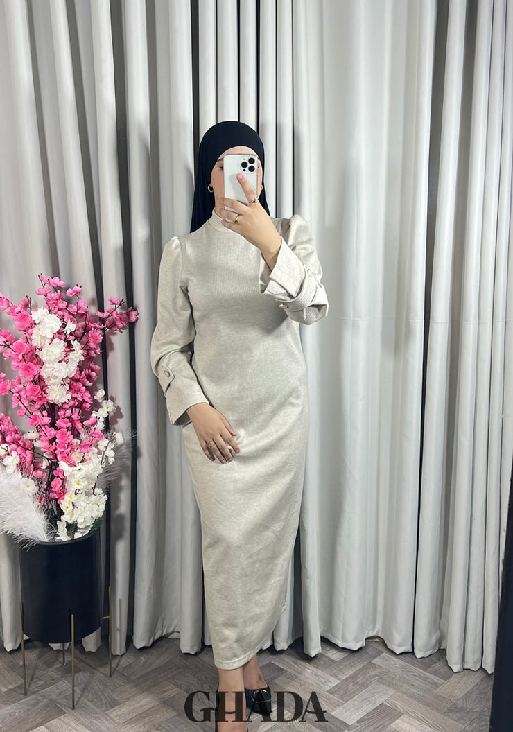 Robe longue beige en maille