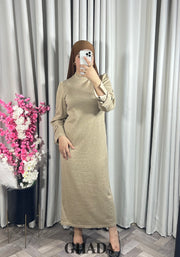 Robe longue beige foncé en maille
