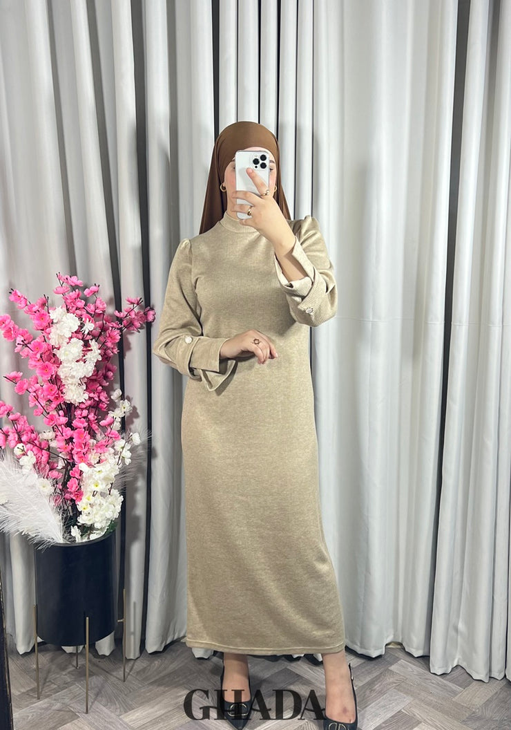 Robe longue beige foncé en maille