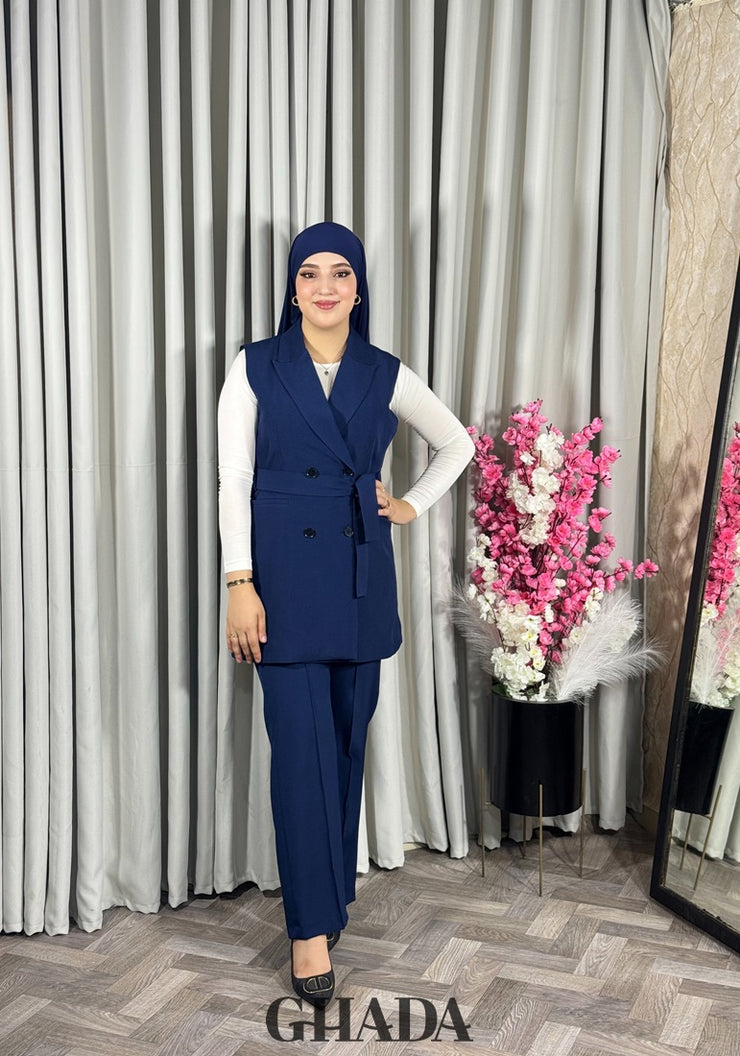 Ensemble gilet et pantalon en bleu marine
