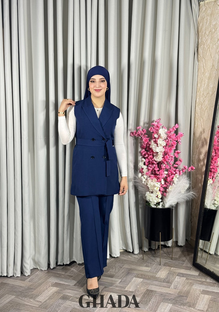 Ensemble gilet et pantalon en bleu marine