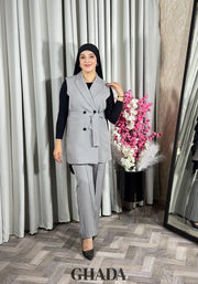 Ensemble gilet et pantalon en gris