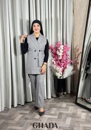 Ensemble gilet et pantalon en gris