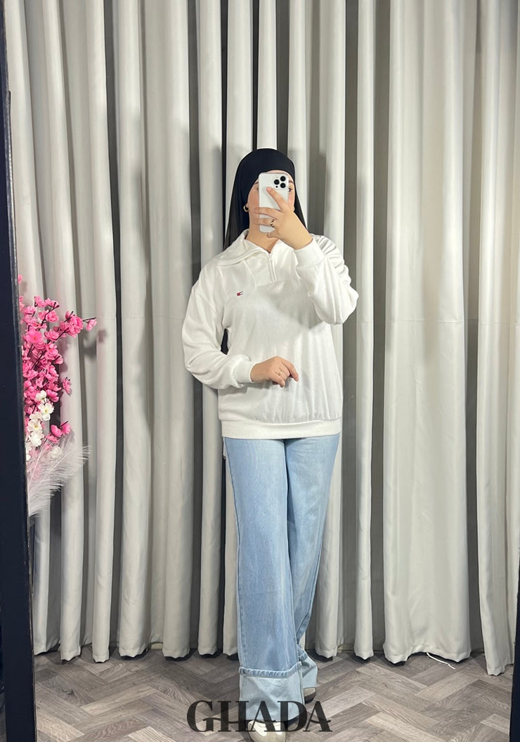 Pull en maile douce zippé à col en V