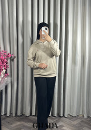 Pull en maile douce zippé à col en V