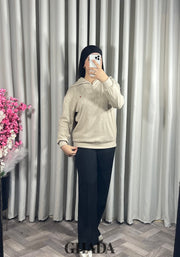 Pull en maile douce zippé à col en V