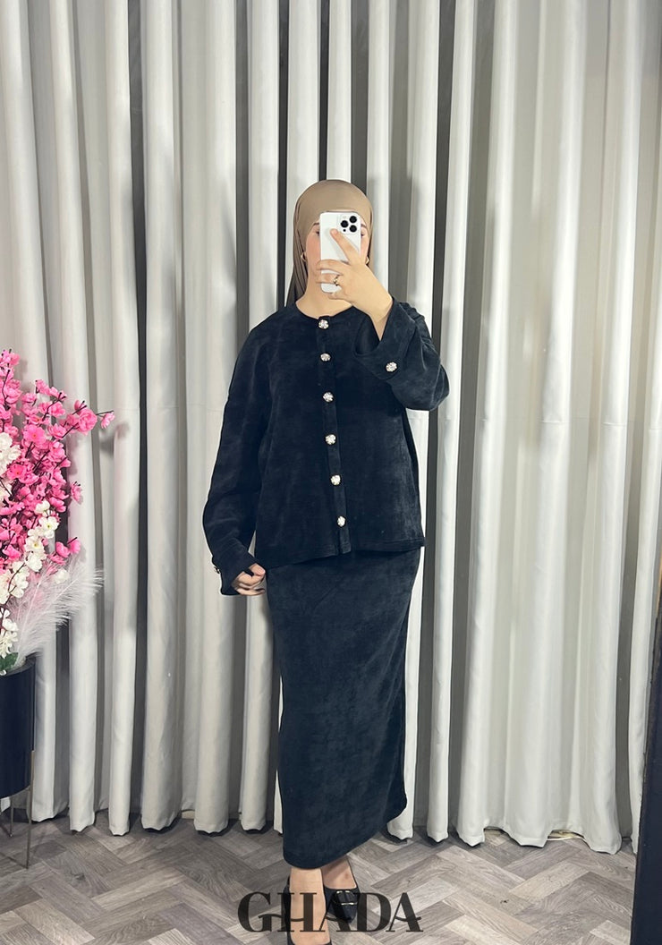 Ensemble en maille avec jupe en noir