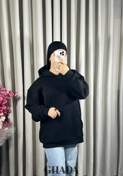 Sweat à capuche en noir