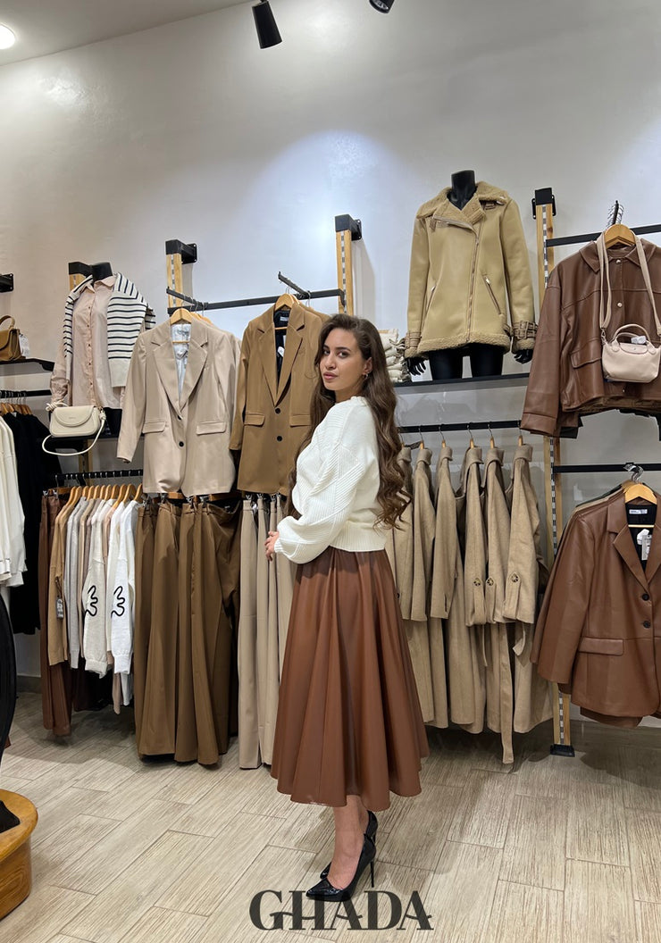 Jupe en simili cuir marron