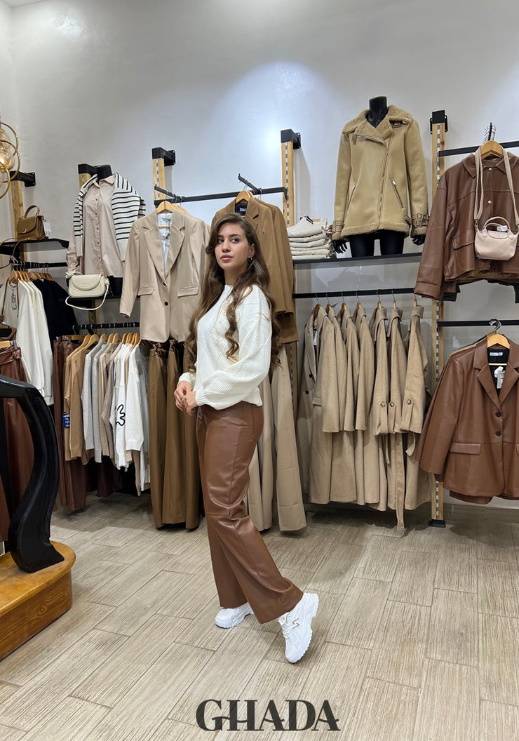 Pantalon simili cuir en marron