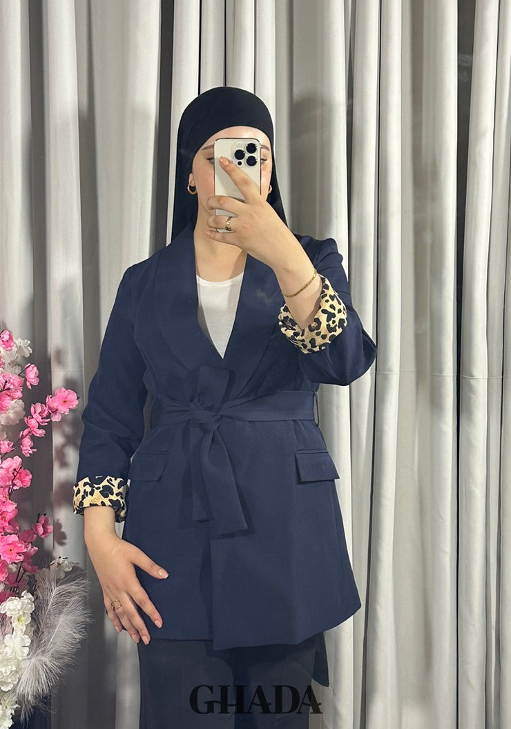 Veste bleu marine à motif léopard