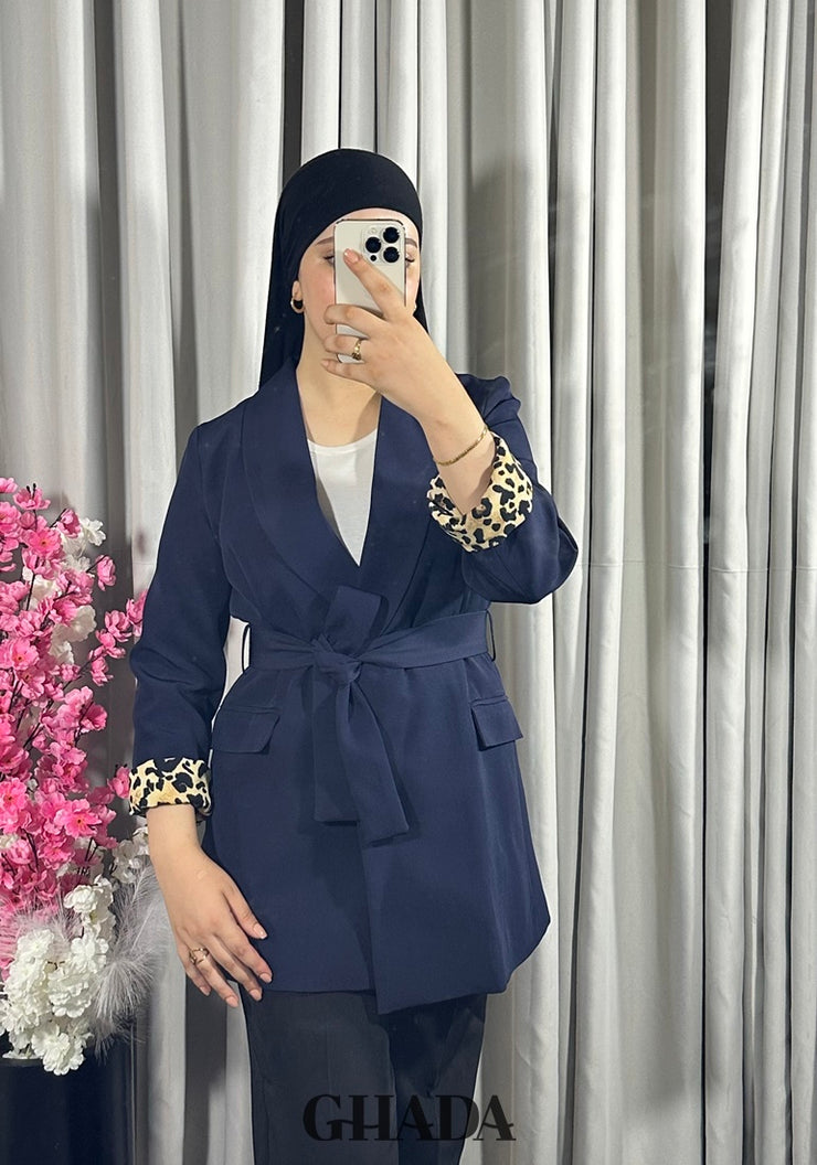 Veste bleu marine à motif léopard