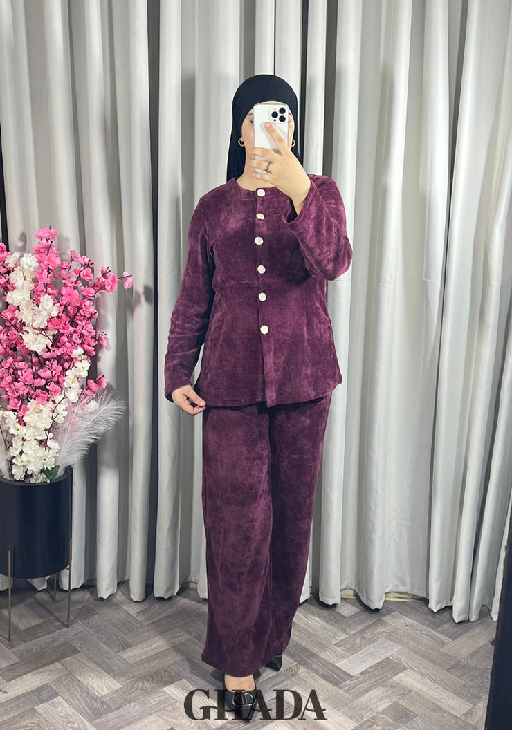 Ensemble en maille en bordeaux