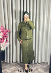 Ensemble en maille en vert kaki