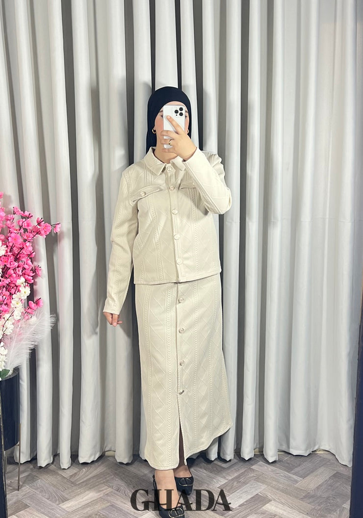 Ensemble en maille en beige clair