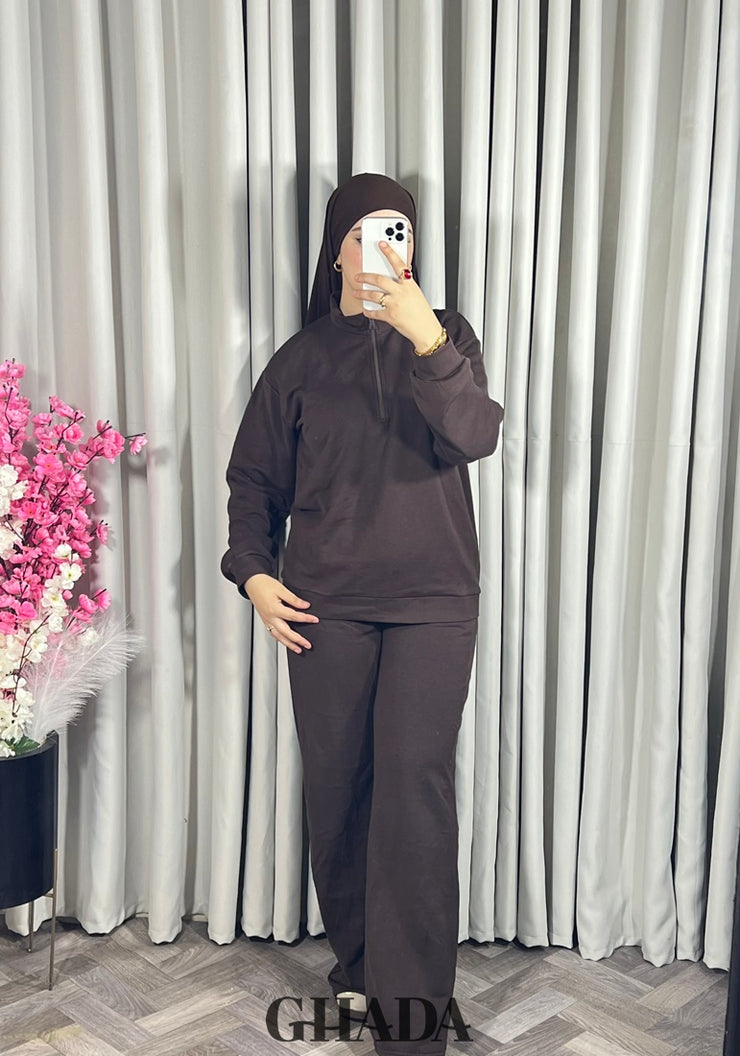 Ensemble survêtement en marron