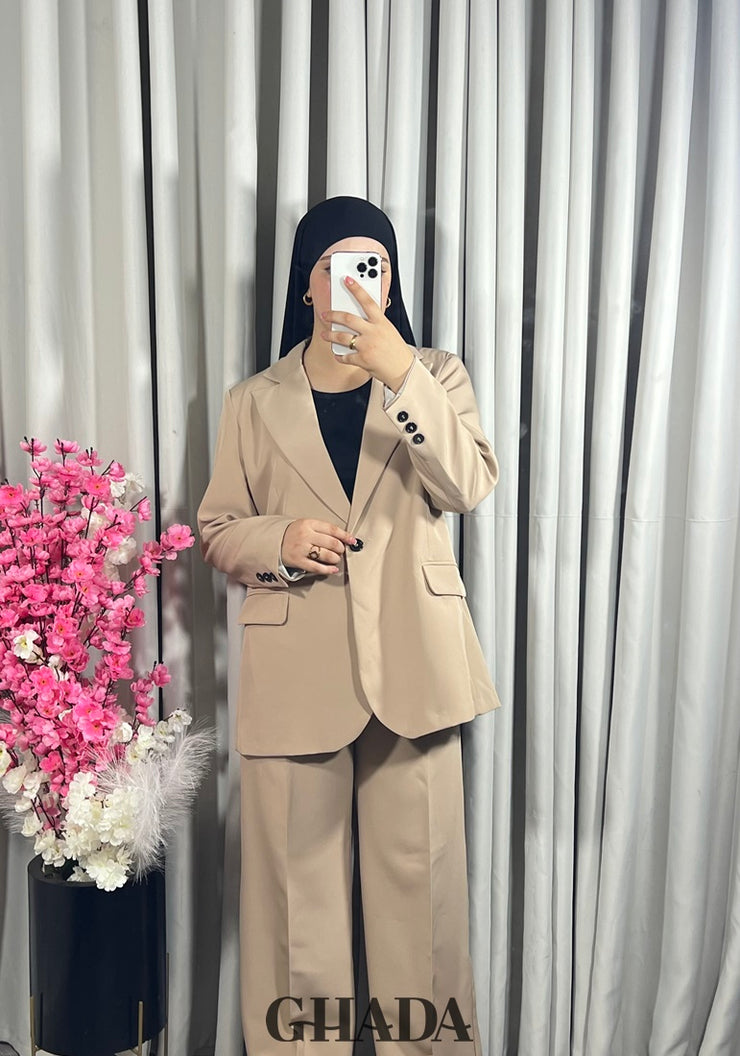 Ensemble tailleur en beige