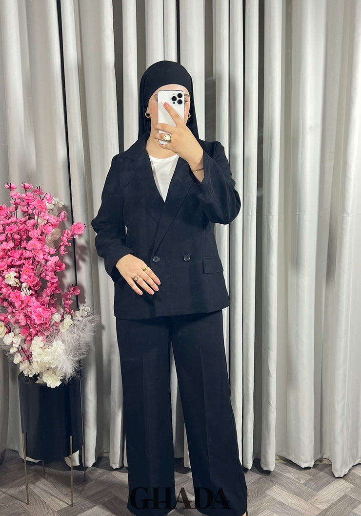 Veste courte en noir