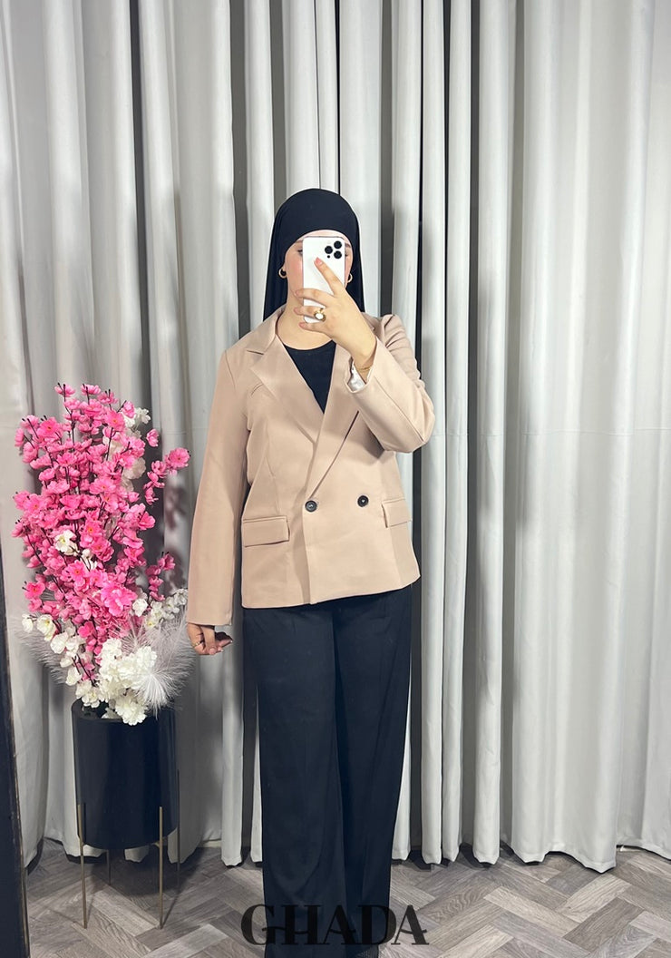 Veste courte en beige sable