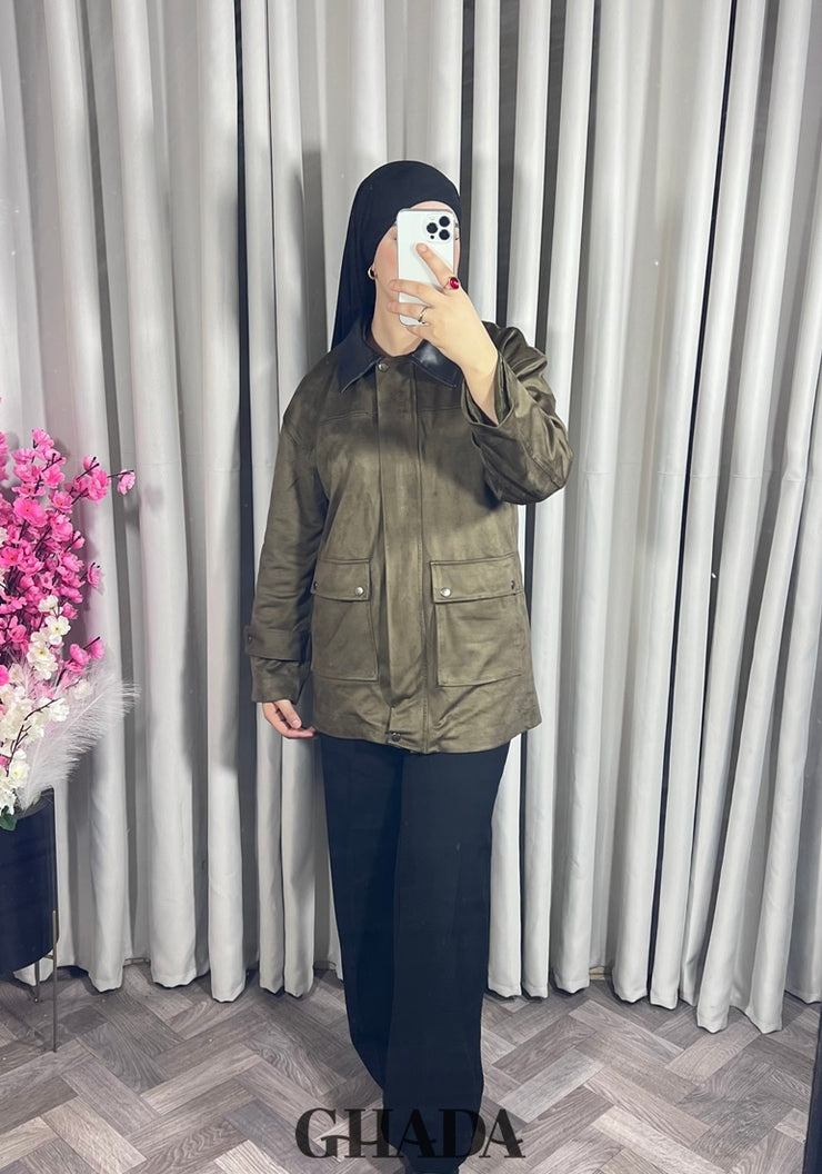 Veste en daim avec col en simili cuir