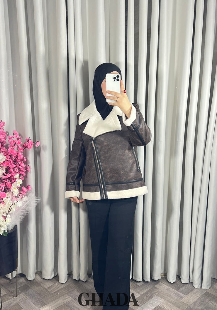 Perfecto en simili-cuir en marron chocolat