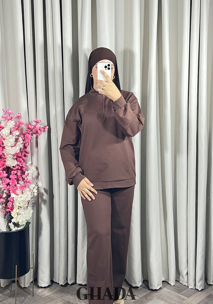 Ensemble survêtement en marron