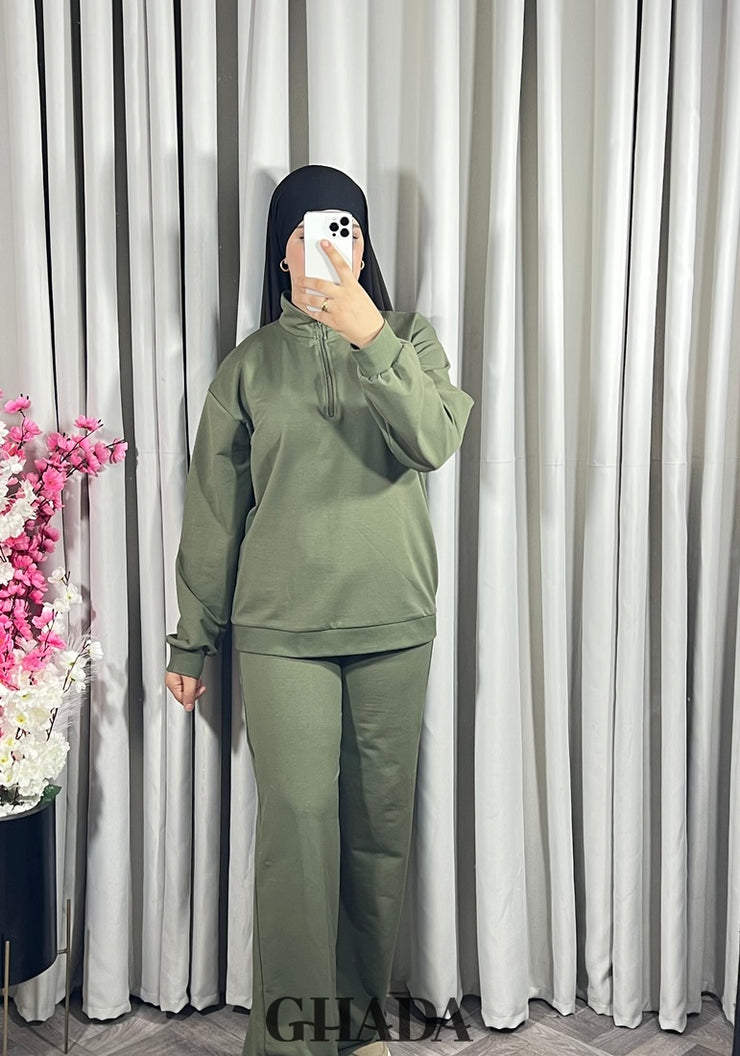 Ensemble survêtement en vert kaki