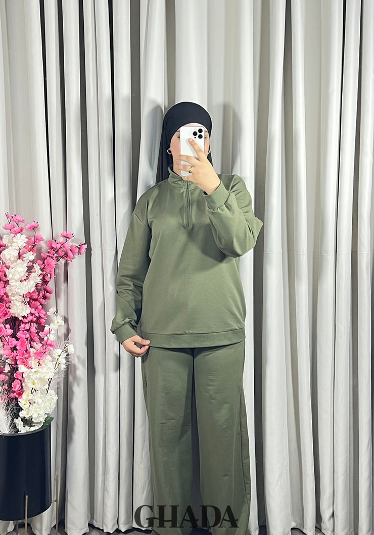 Ensemble survêtement en vert kaki