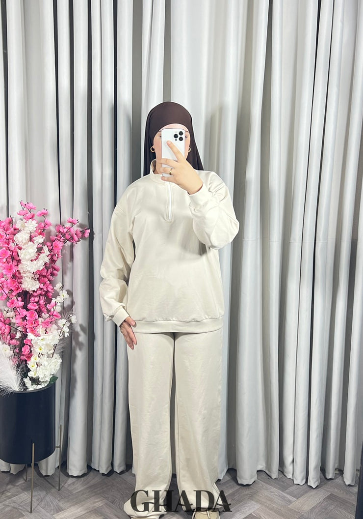 Ensemble survêtement en beige