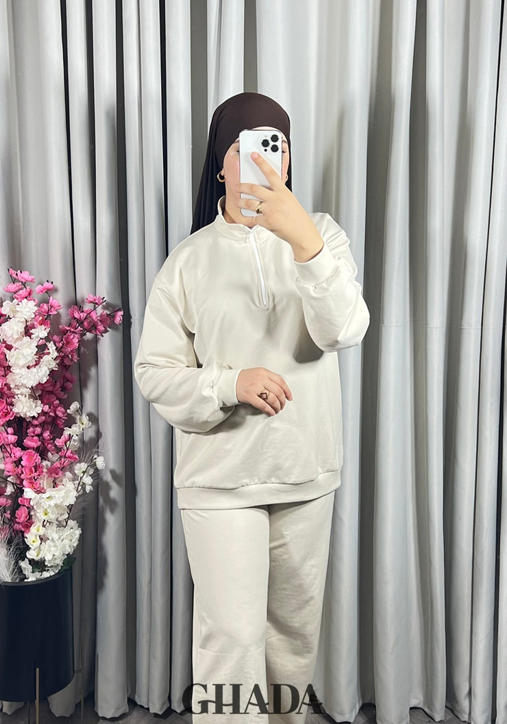 Ensemble survêtement en beige