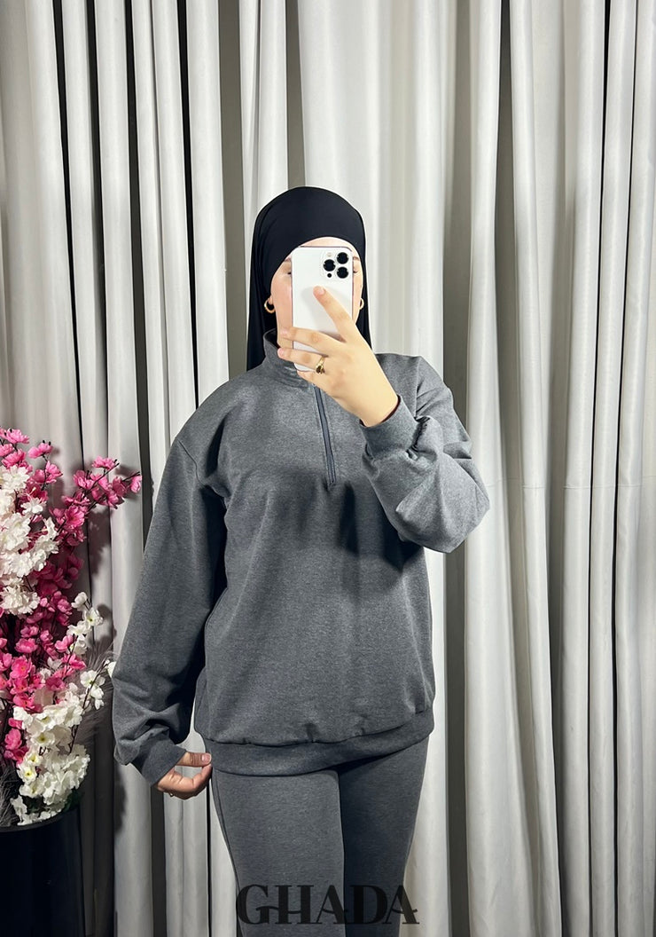 Ensemble survêtement en gris