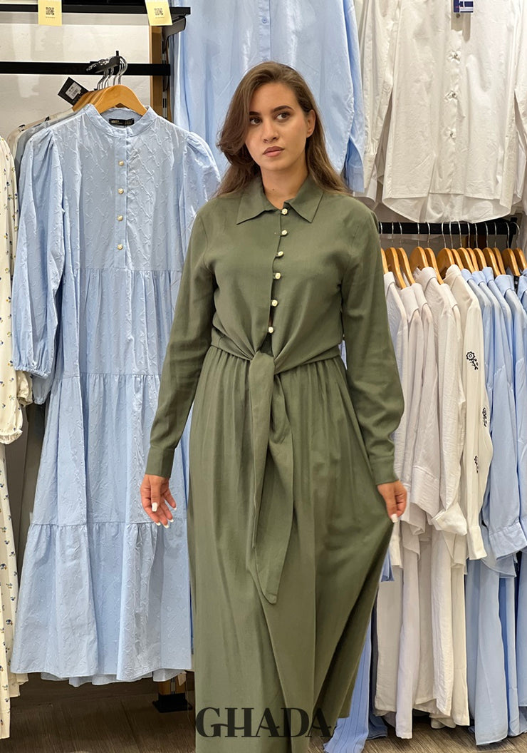 Ensemble chemise avec jupe en vert kaki