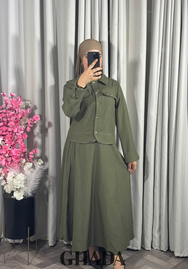 Ensemble veste et jupe en vert kaki