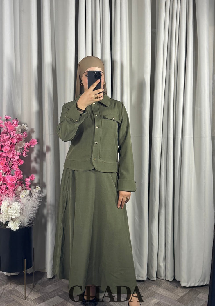 Ensemble veste et jupe en vert kaki