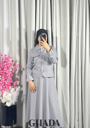 Ensemble veste et jupe en gris
