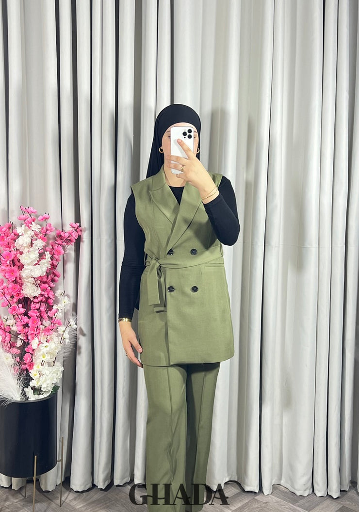 Ensemble gilet et pantalon en vert kaki