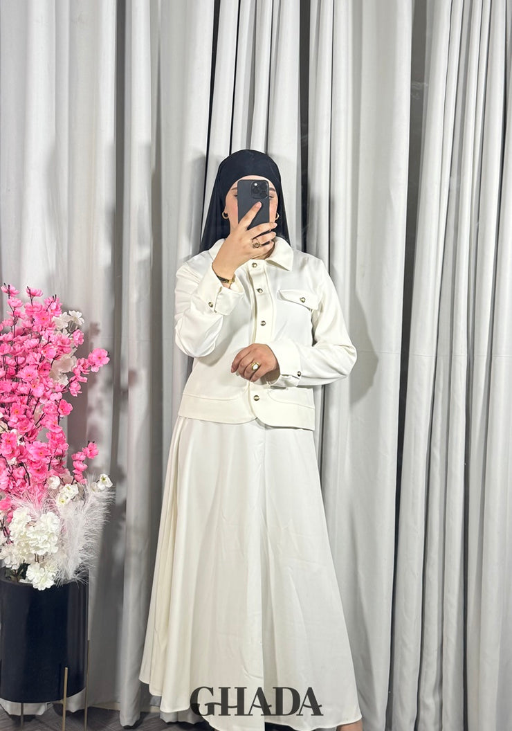 Ensemble veste et jupe en blanc