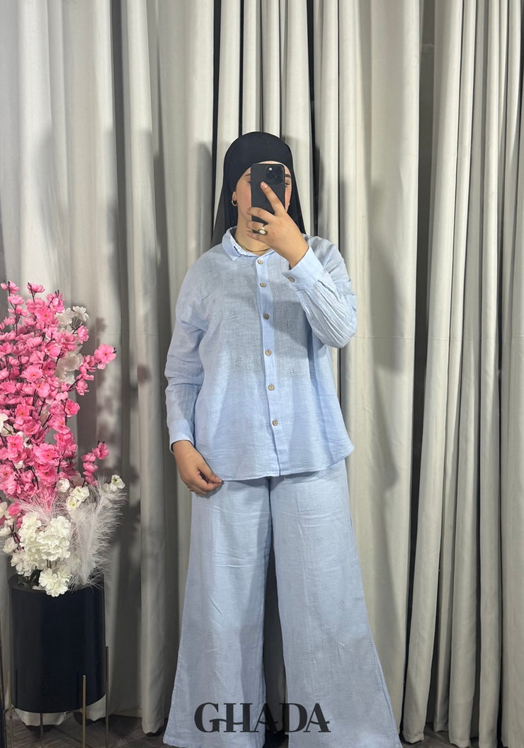 Ensemble en bleu ciel