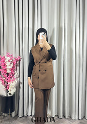 Ensemble gilet et pantalon en marron