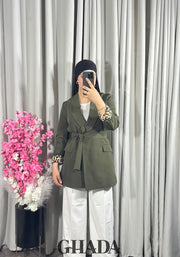 Veste vert kaki à motif léopard