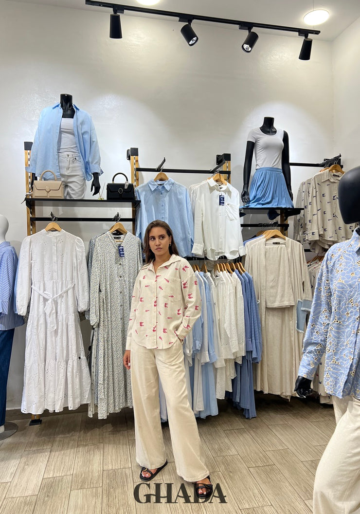 Chemise en lin fleurie